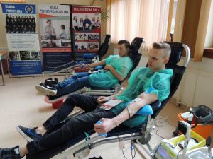 Czytaj więcej: Krwiodawstwo - ruch ludzi takich jak ty